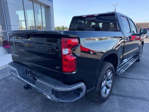 Used 2025 Chevrolet Silverado 1500 LT AWD/4WD image 3