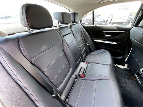 Used 2026 Mercedes-Benz C 300 4MATIC Sedan image 15