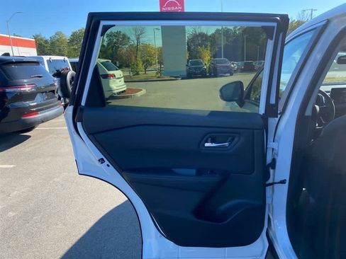 New 2026 Nissan Rogue SV image 21