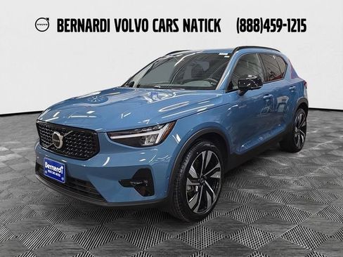 Certified 2023 Volvo XC40 B5 Plus w/ Protection Package Premier AWD/4WD image 1