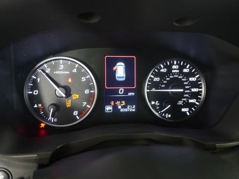 Used 2025 Subaru Ascent Premium AWD/4WD image 24