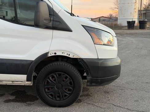 Used 2015 Ford Transit 250 130 Low Roof w/ Exterior Upgrade Package image 4