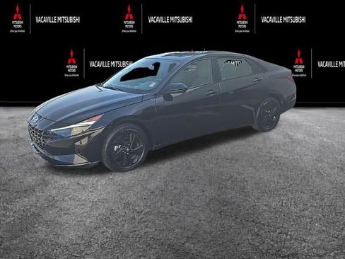 Used 2023 Hyundai Elantra Blue FWD image 6