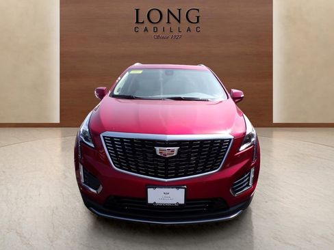 New 2025 Cadillac XT5 Premium Luxury image 2