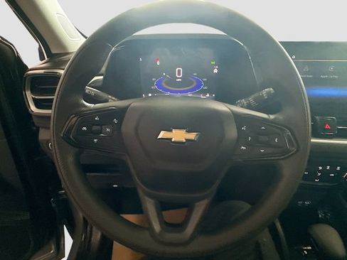 Used 2026 Chevrolet TrailBlazer LT FWD image 11