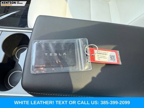 Used 2024 Tesla Model Y Performance AWD/4WD image 32