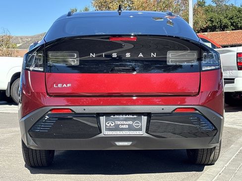 New 2026 Nissan Leaf Platinum+ image 6