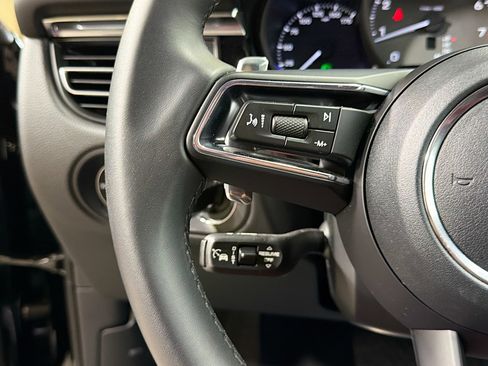 Certified 2026 Porsche Macan S AWD/4WD image 36