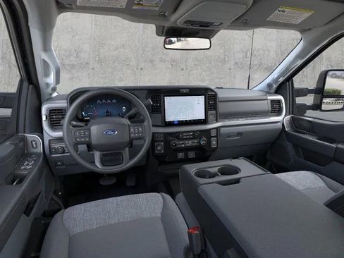 New 2026 Ford F350 XLT w/ XLT Premium Package AWD/4WD image 9