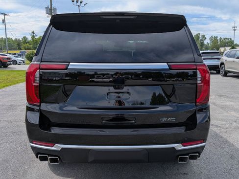 New 2026 GMC Yukon Denali w/ Denali Reserve Package AWD/4WD image 57