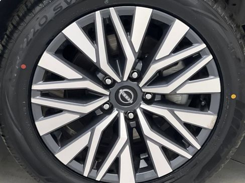 Used 2024 Nissan Altima 2.5 SV FWD image 62