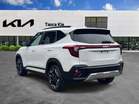 Used 2024 Kia Seltos SX w/ SX Sunroof Package AWD/4WD image 6