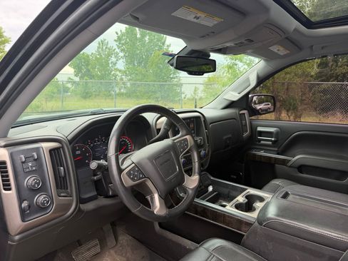 Used 2015 GMC Sierra 1500 Denali w/ Driver Alert Package AWD/4WD image 11