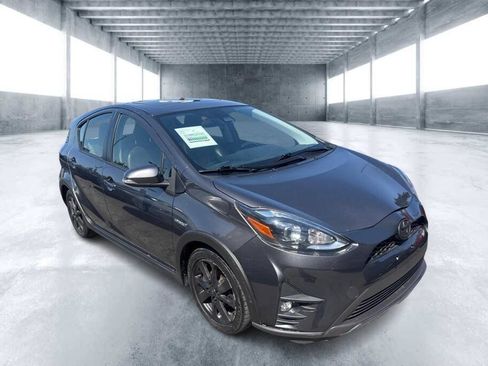 Used 2018 Toyota Prius C Four w/ Carpet Mat Package FWD image 2