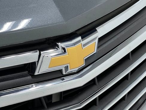 Used 2018 Chevrolet Equinox Premier AWD/4WD image 38