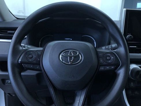 Used 2025 Toyota RAV4 LE image 25