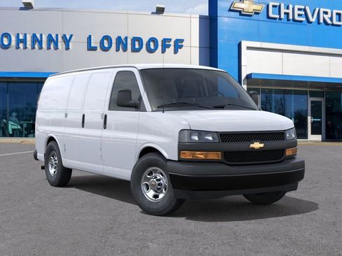 New 2026 Chevrolet Express 2500 RWD image 7