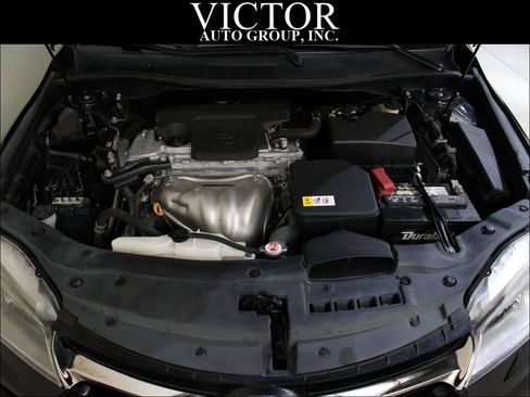 Used 2017 Toyota Camry SE image 36