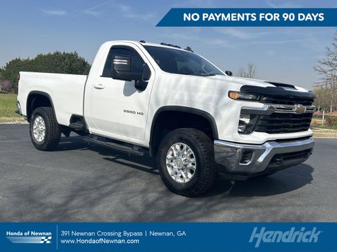 Used 2024 Chevrolet Silverado 3500 LT RWD image 1