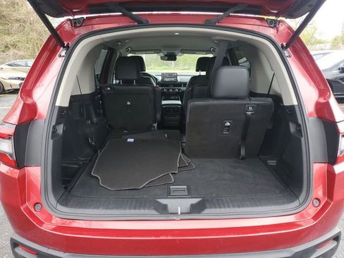 Used 2023 Honda Pilot EX-L image 7