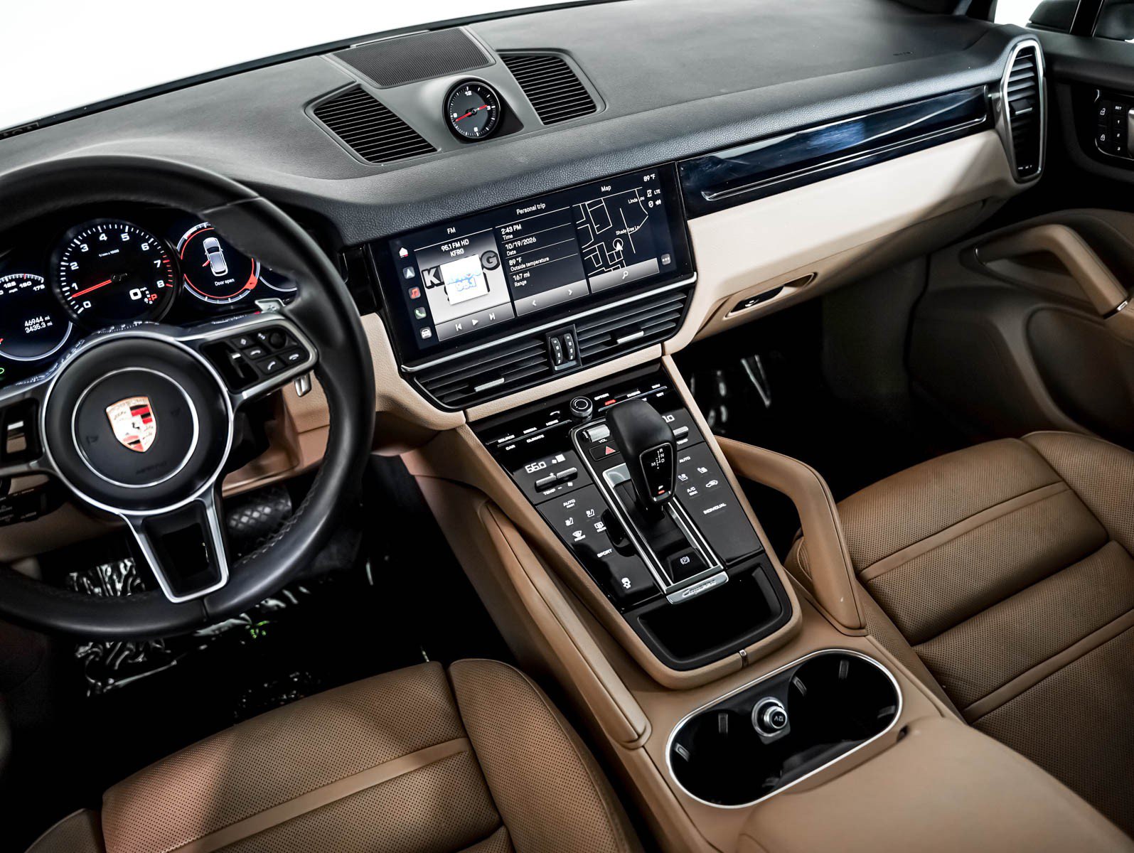 Certified 2023 Porsche Cayenne AWD/4WD image 19