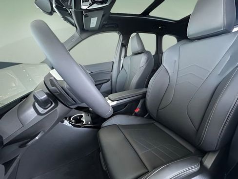 Used 2026 BMW X1 xDrive28i w/ Technology Package AWD/4WD image 18