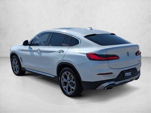 Used 2022 BMW X4 xDrive30i w/ Parking Assistance Package AWD/4WD image 7