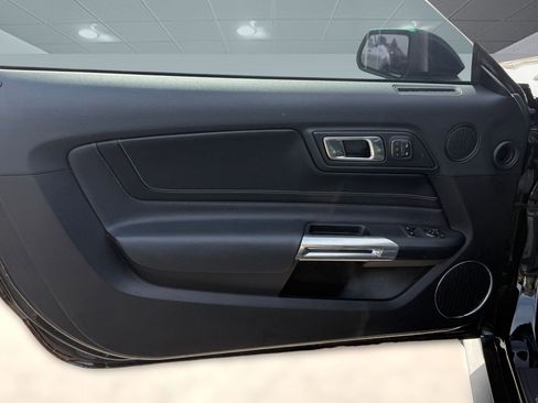 Used 2018 Ford Mustang GT Premium w/ Equipment Group 401A RWD image 21