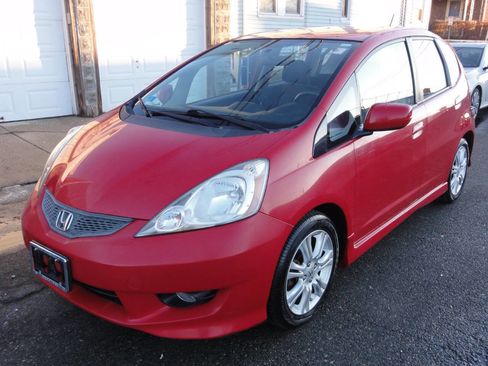 Used 2011 Honda Fit Sport image 29