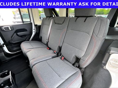 Used 2025 Jeep Wrangler Unlimited Rubicon w/ Convenience Group AWD/4WD image 21