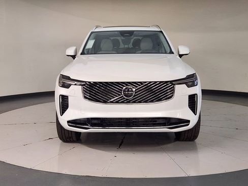 New 2026 Volvo XC90 B6 Ultra w/ Protection Package AWD/4WD image 9