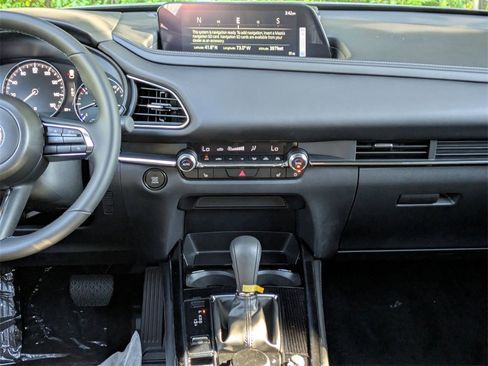 New 2025 MAZDA CX-30 AWD 2.5 S w/ Preferred Package image 26