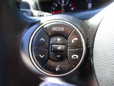 Used 2021 Kia Soul GT-Line FWD image 17
