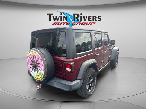 Used 2021 Jeep Wrangler Unlimited Sport AWD/4WD image 4