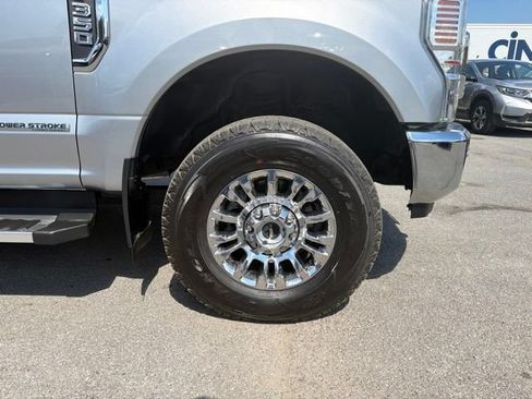 Used 2022 Ford F350 Lariat w/ Lariat Ultimate Package AWD/4WD image 18