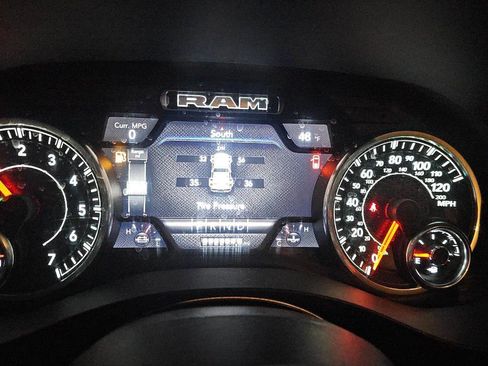 Used 2022 RAM 1500 Big Horn image 6