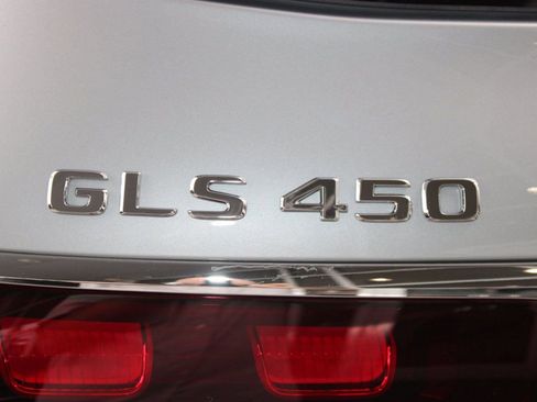 Used 2026 Mercedes-Benz GLS 450 4MATIC image 20