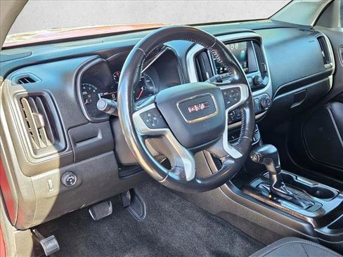 Used 2017 GMC Canyon SLE w/ SLE Convenience Package RWD image 10
