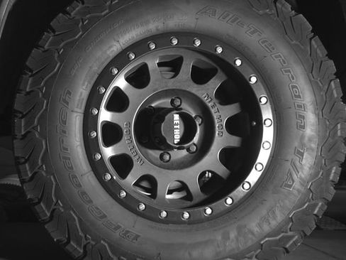 Used 2019 Toyota Tacoma TRD Sport w/ Technology Package AWD/4WD image 9