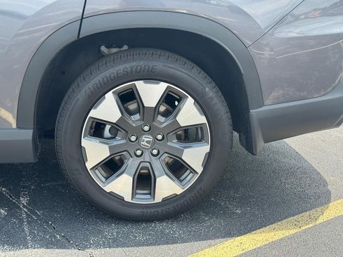 Certified 2026 Honda Pilot Touring image 8