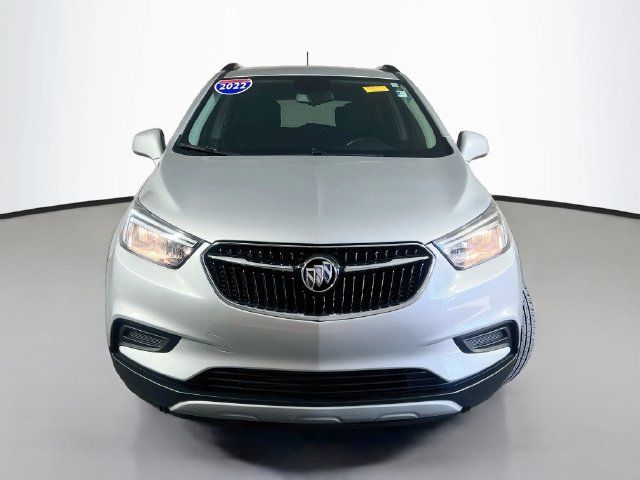 Used 2022 Buick Encore Preferred w/ Safety Package FWD image 3