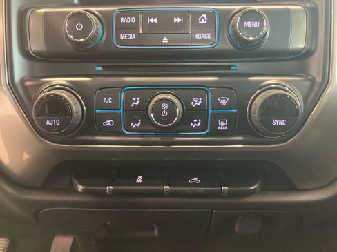 Used 2018 Chevrolet Silverado 1500 LT w/ All Star Edition image 15