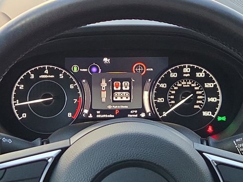 Used 2024 Acura RDX SH-AWD image 27