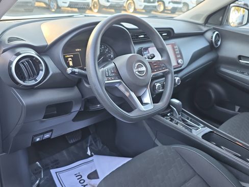 Used 2024 Nissan Kicks SV image 15