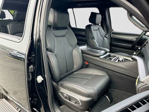 New 2026 Jeep Grand Wagoneer Limited w/ Premium Group II AWD/4WD image 31