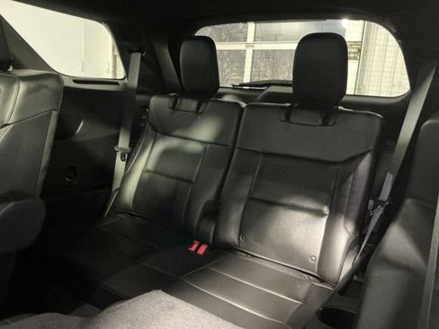 Used 2022 Ford Explorer ST w/ Equipment Group 401A image 33