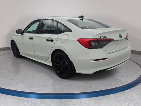 Used 2024 Honda Civic Sport image 7