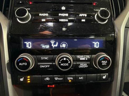 Used 2020 Subaru Ascent Limited w/ Popular Package #2A image 16