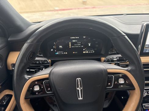 Used 2021 Lincoln Corsair Reserve w/ Elements Package image 11