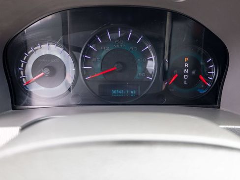 Used 2011 Ford Fusion S FWD image 17
